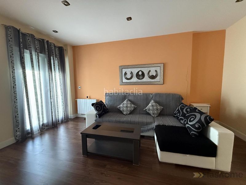 Foto ce088de2-1059-452d-91a6-5b280912fb60. Edificio in Don Benito