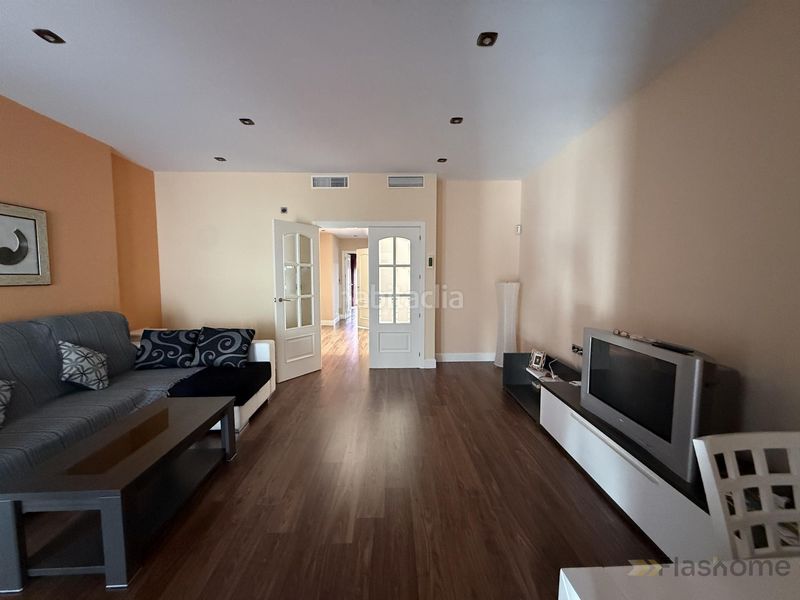 Foto db8f75e8-15c8-4cfd-b243-19e162053449. Edificio in Don Benito