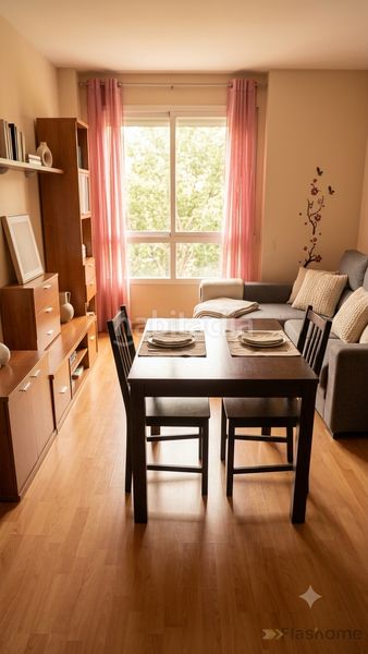 Foto a41d22ae-37b1-4584-bc36-5018f49cd373. Apartment with parking in Carretera de Sevilla - Los Montitos Badajoz