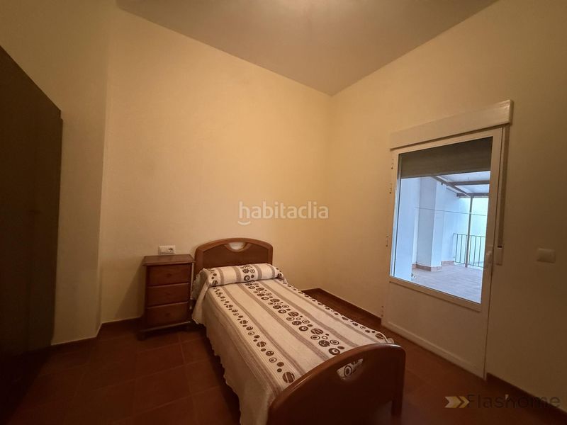 Foto ef9a8dae-13fc-42c6-8cd7-7170d0d8cacd. Casa  en Medellín