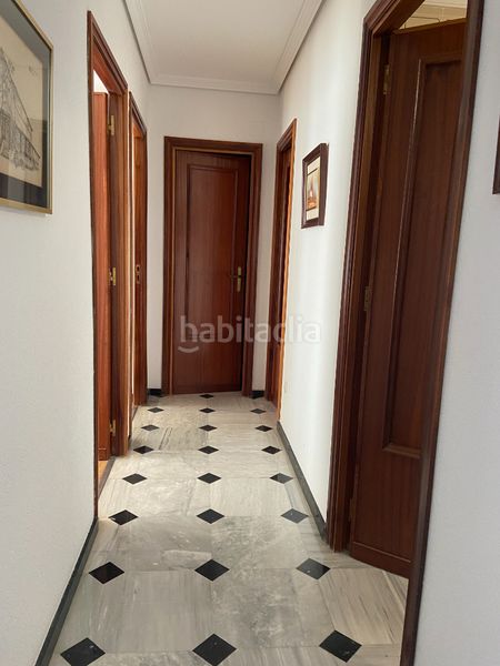 Foto 10459e03-47f9-4bff-8467-695f7ed61678. Rent flat with heating pool in Playa Levante Benidorm