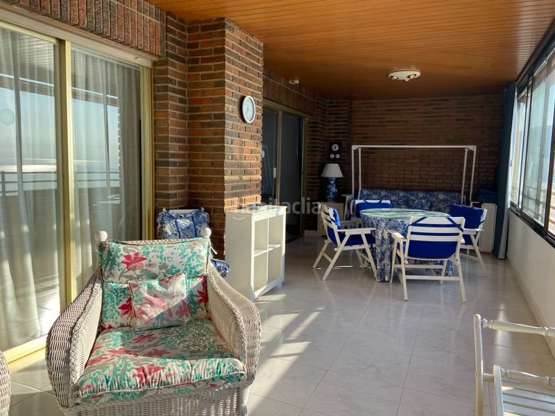 Foto 17d9a47c-622f-4594-be3c-2f96b32f3c53. Rent flat with heating pool in Playa Levante Benidorm