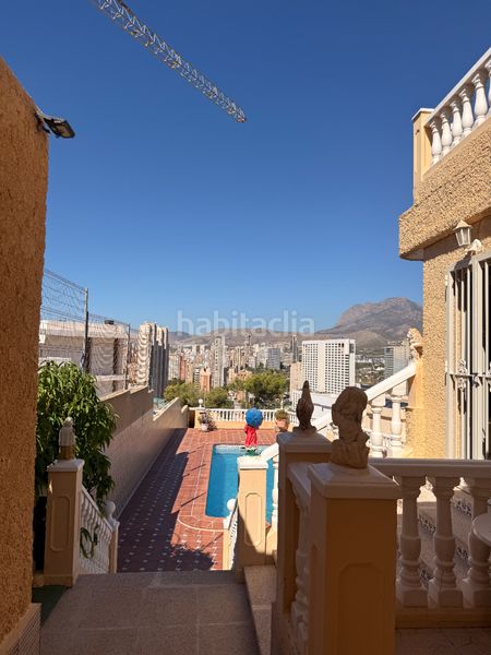 Foto 653da893-25d2-4199-961e-d63bbbb1c9b3. House with fireplace heating parking pool in Sierra Helada Benidorm