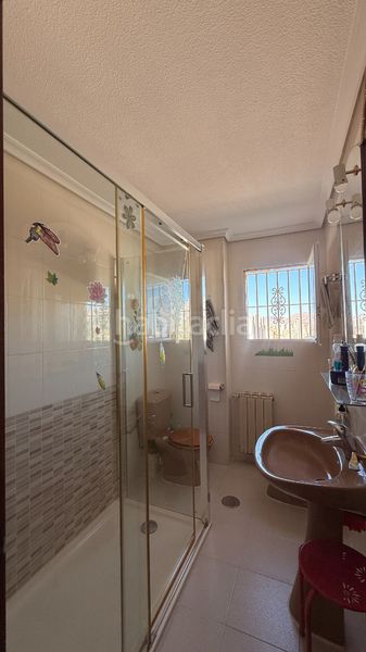 Foto d2688580-3fdd-4d8f-881e-e3efd51b57f3. House with fireplace heating parking pool in Sierra Helada Benidorm