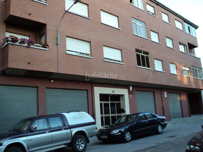 Foto b39914df-0e87-4a9a-a9f2-bc75f879cea2. Local commercial dans Bembibre