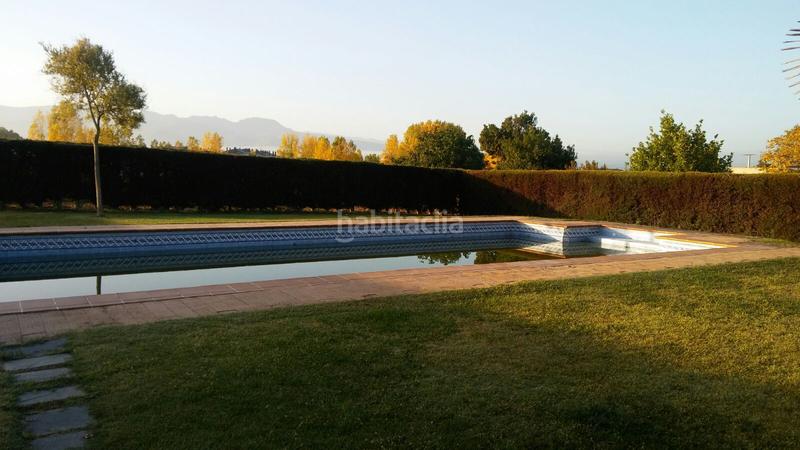 Foto 1bf5ff83-3023-44d6-9ab1-439e4bb6d28b. Chalet con camino riscaldamento parcheggio piscina in Camponaraya