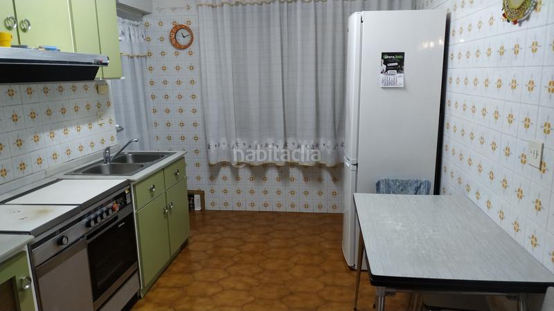 Foto 4c65f873-295c-467e-9cea-4798506f9637. Pis a avenida de américa 46 a Zona Alta Ponferrada