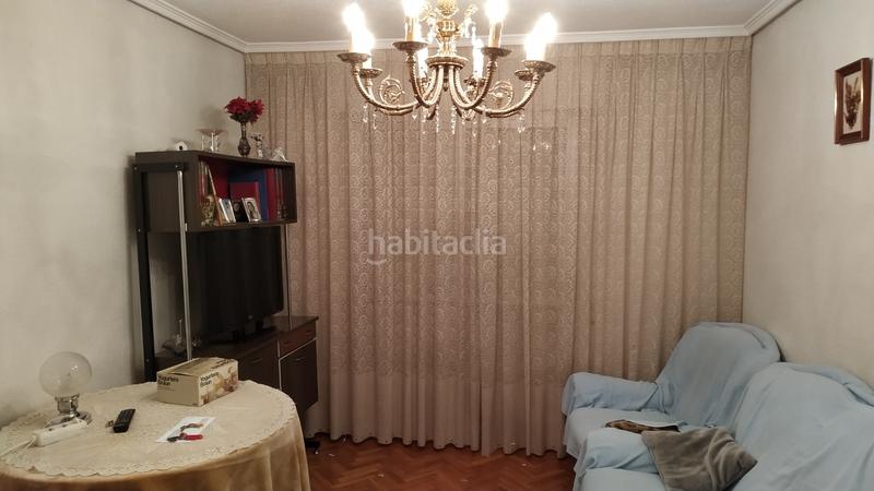 Foto 5919d69f-7070-47ff-a1ea-bcd598f965f6. Pis a avenida de américa 46 a Zona Alta Ponferrada