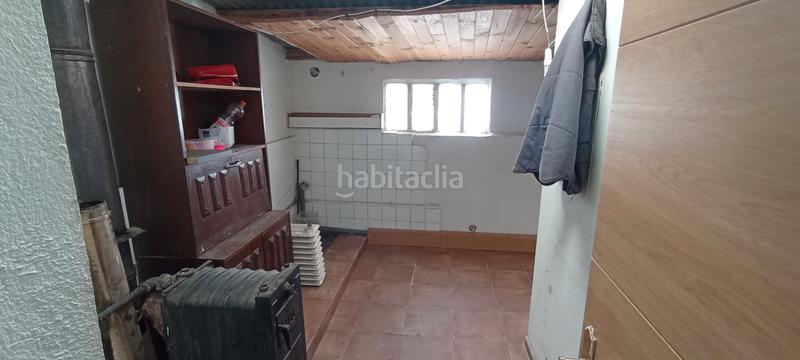 Foto 3b2756f0-7afe-4d2a-93a6-5e10dc431474. Casa adossada amb calefacció a Molinaseca