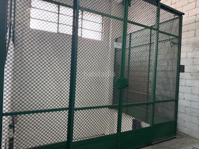 Foto 272a09f8-5922-45a3-8d3a-ddfa47ad9557. Miete fabrikhalle in avinguda de barberà 238 in Eixample Sabadell