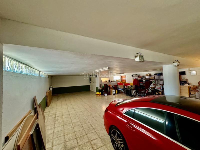 Foto f7f1626b-b4a8-41ae-ae8d-a89c898d76cb. Casa amb xemeneia calefacció aparcament piscina a Rubí