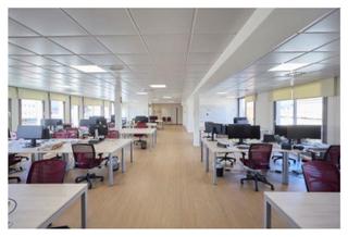 Rent Office space in Carrer de galileu 305. Oficina diáfana con terrazas en sant gervasi - galileo