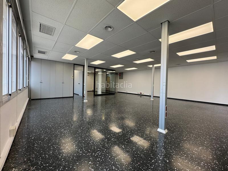 Foto 852c3ed0-844c-4490-9d13-985d3228d2c3. Lloguer oficina a Barri de les Corts Barcelona