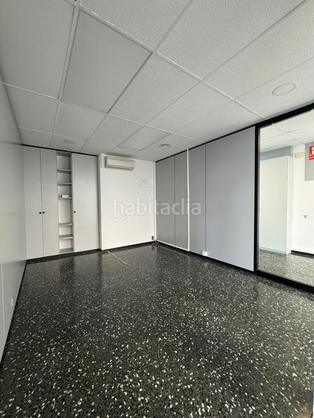 Foto f3ed6ac4-b75c-42e9-a305-09f667ff2452. Miete büro in Barri de les Corts Barcelona