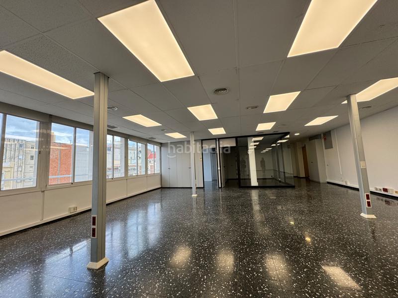 Foto bdfbe641-6f2b-40da-999e-fdc10d60bb48. Rent office space in Barri de les Corts Barcelona