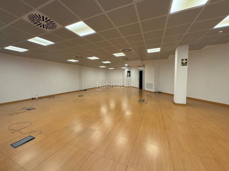 Foto 01d4c6ac-701c-412b-aff8-bd5bca3554ee. Rent office space in avinguda corts catalanes 2 in Sant Cugat del Vallès