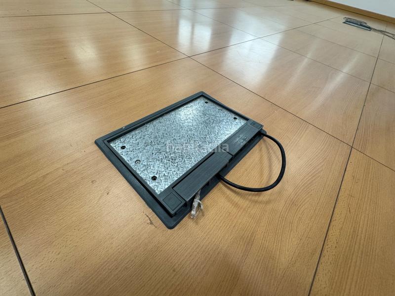 Foto 9918334a-bbed-4302-92fb-17824b6e821b. Rent office space in avinguda corts catalanes 2 in Sant Cugat del Vallès