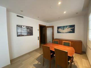 Lloguer Apartament a Carrer d'angl 78. Alquiler de piso en angli, 78