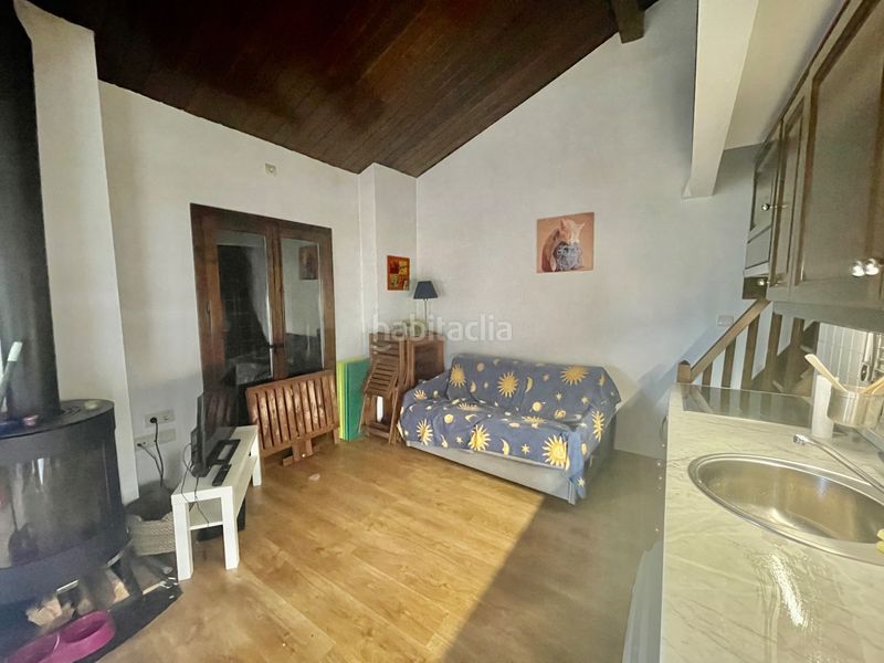 Foto 267676a1-b806-4efd-b76f-b8220d370b54. Lloguer apartament amb xemeneia calefacció aparcament a Molina (La)