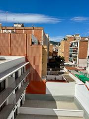Appartement à Collblanc. Piso reformado 2 habitaciónes dobles (antes 3)