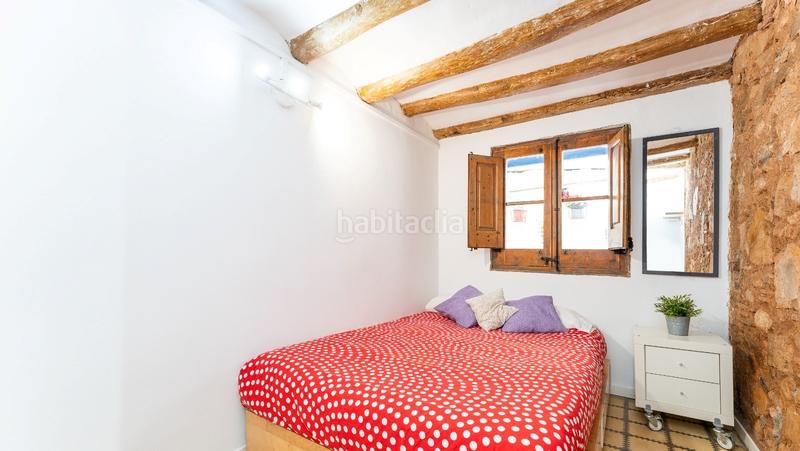 Foto a4976f62-e38c-44c3-8af9-5c55840dba82. Pis a Raval Barcelona