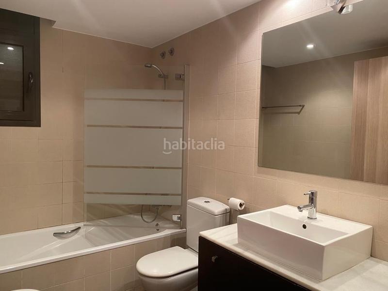 Foto 2f6a5fcc-ef35-47fb-816e-c0bf8ebf28fb. Erdgeschoss in carrer de sant francesc xavier 19 in Sant Cugat del Vallès