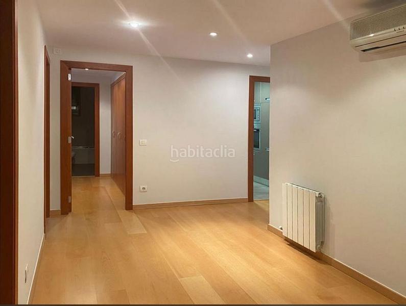 Foto d7c155f5-c1eb-4383-bff6-ab9f3f27fb25. Erdgeschoss in carrer de sant francesc xavier 19 in Sant Cugat del Vallès