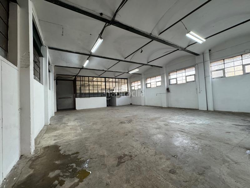 Foto a0bd1fa4-b991-4b72-a202-1f3130012dc3. Miete fabrikhalle in avinguda de barberà 238 in Eixample Sabadell