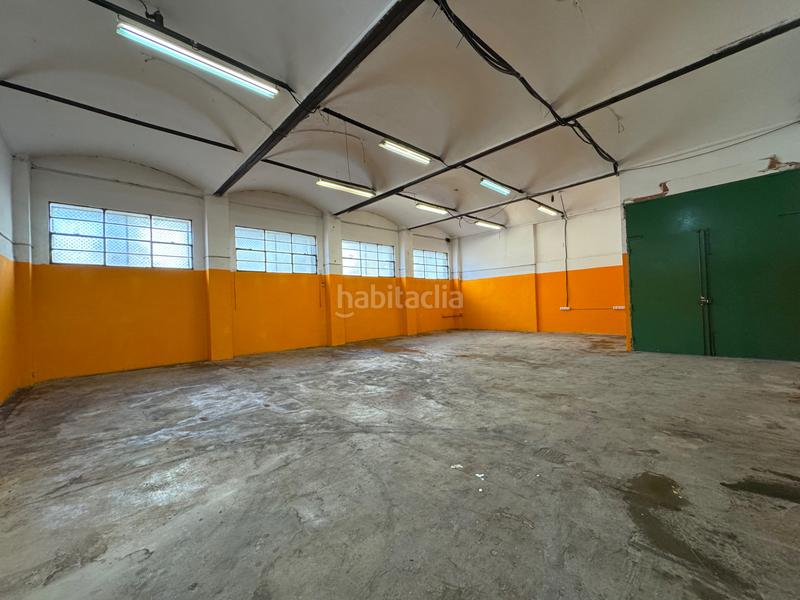 Foto caa35363-ab8c-494f-8037-374c5ac2ec94. Miete fabrikhalle in avinguda de barberà 238 in Eixample Sabadell