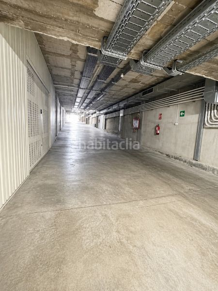 Foto 38c7a288-1335-415b-b7ef-f06e039d5071. Casa adossada amb xemeneia calefacció aparcament a Castellar del Vallès
