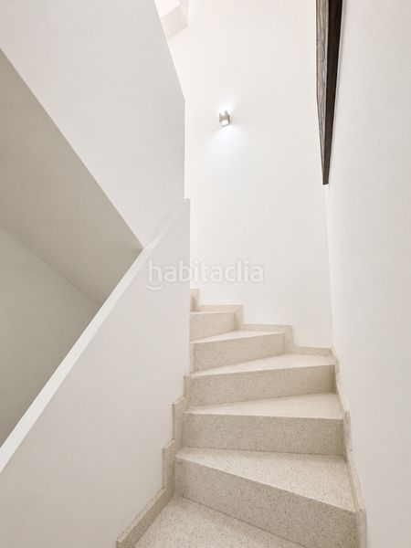 Foto 631c51c2-f76a-4dfb-a5dd-0a11547dd199. Casa adossada amb xemeneia calefacció aparcament a Castellar del Vallès
