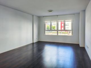 Pis a Calle rio ebro 12. Piso de 4 habitaciones en lardero