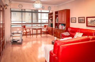 Appartement à Calle antonio maura 20. Amplia y elegante vivienda en calle antonio maura