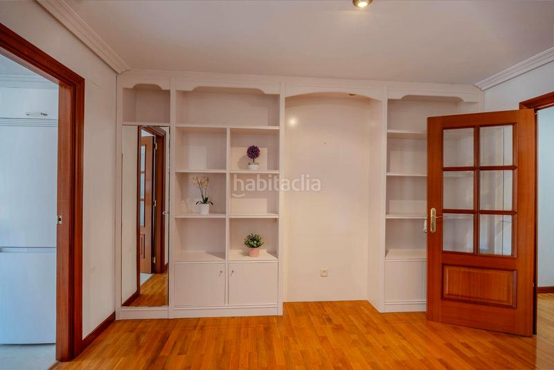 Foto 5d89a2a7-93a0-4dd1-a606-074a24a8a01c. Appartamento in calle de las terrazas 9 in La Cava - Fardachón Logroño