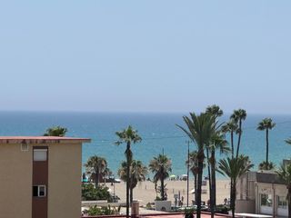 Apartamento en Calle de la playa 40. Apartamento de un dormitorio con licencia vacacional, en urbaniz