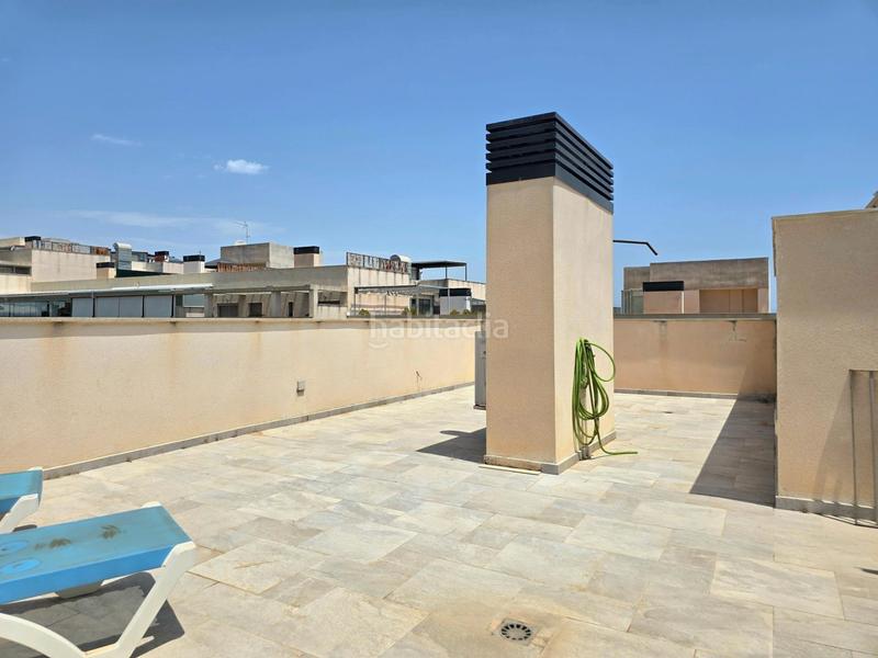 Foto 2e1d9227-eb76-4729-94b4-d99acb660817. Ático en calle angel carazo gomez 8 ático dúplex en venta en Torremolinos