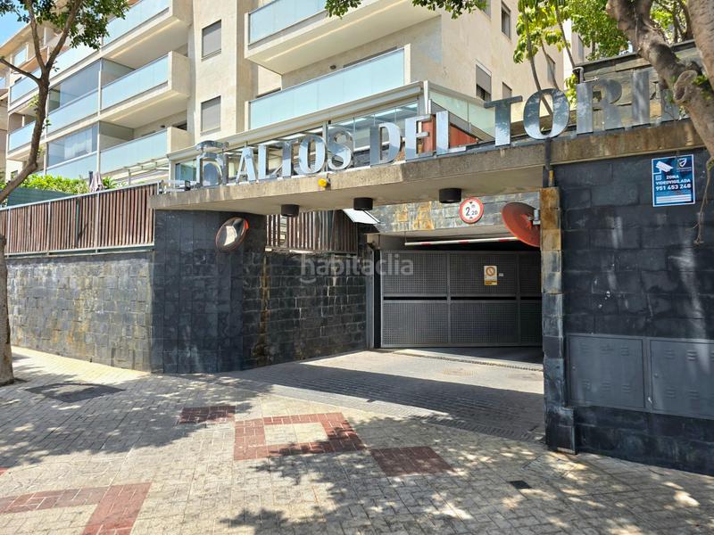 Foto 71951eae-5bdc-4094-bd18-cee1c9fc0163. Ático en calle angel carazo gomez 8 ático dúplex en venta en Torremolinos