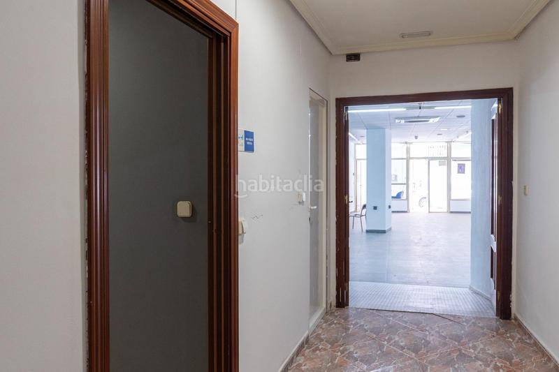 Foto 0cbe4cec-ba6f-4faa-a263-c4ac9c219a3d. Lloguer local comercial a calle de núñez de balboa 3 a Jaén