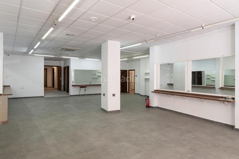 Foto 1b64a213-e939-4432-9c83-9389f97628fa. Lloguer local comercial a calle de núñez de balboa 3 a Jaén