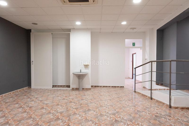 Foto 77f91fdd-2c2d-43b4-aecc-d42024b8f868. Rent business premise in calle de núñez de balboa 3 in Jaén