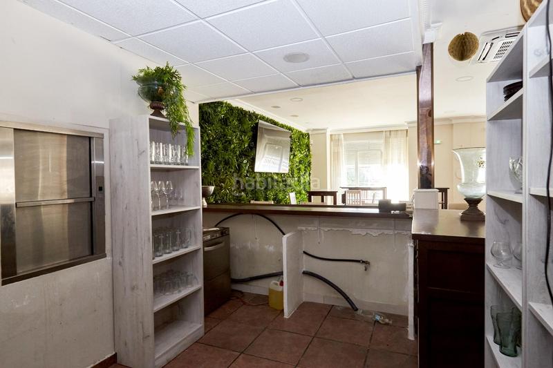 Foto 219928f3-eb28-4b5b-bdc1-bf868d4db912. Local comercial a avenida de san juan de la cruz 20 a Mancha Real