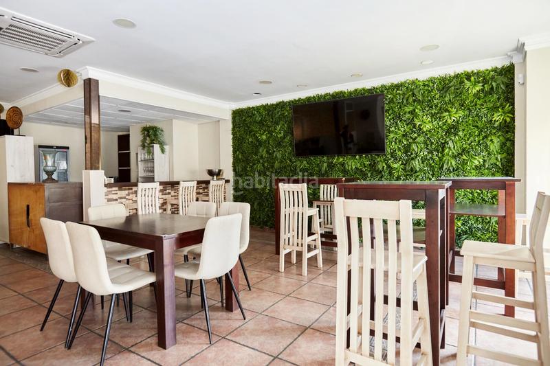 Foto b71a30fc-a9bb-4385-8364-3d4eafb47398. Local comercial a avenida de san juan de la cruz 20 a Mancha Real