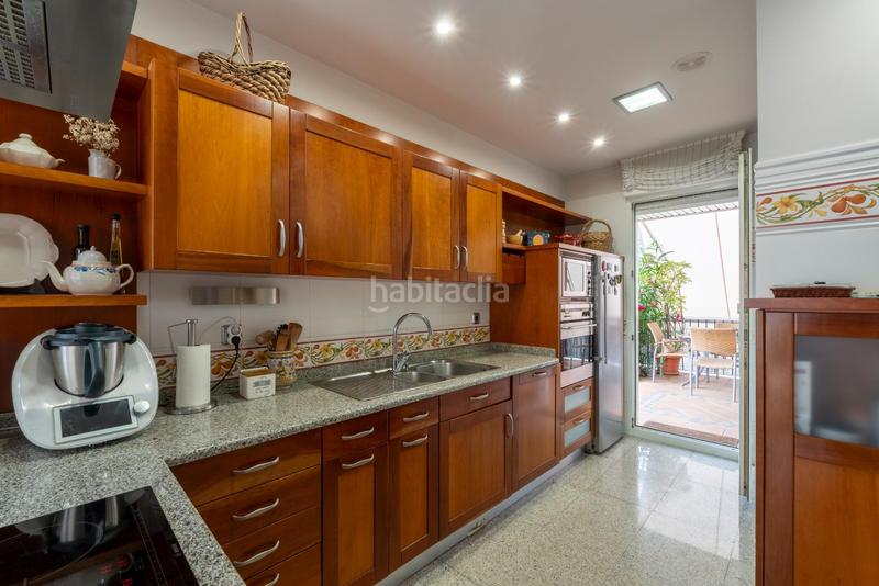 Foto 1fc14061-351c-4195-a907-7a963d1daee7. Chalet en avenida de la rioja 4 espectacular chalet en urbanización las aranzadas en Lardero