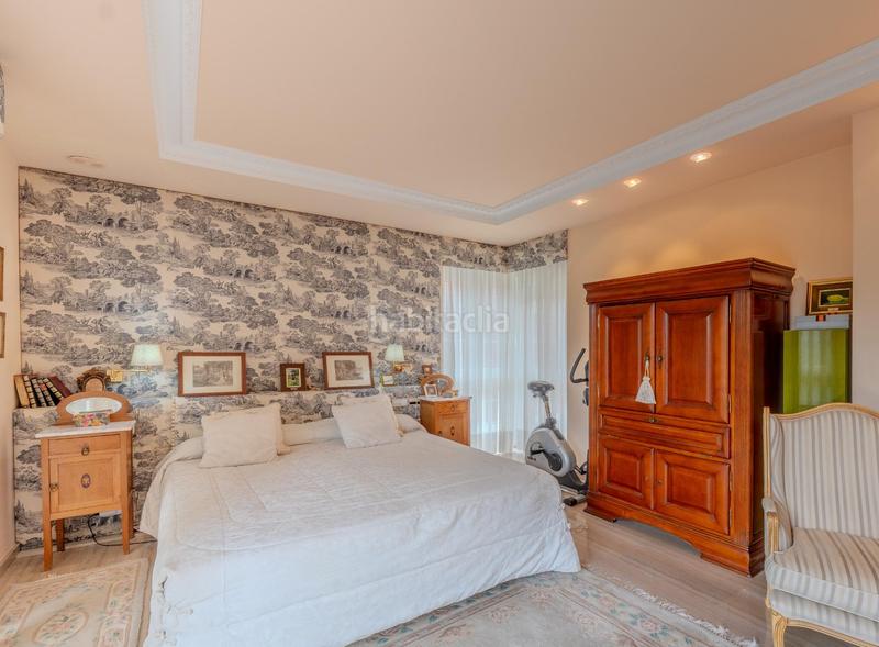 Foto cda66659-e3fb-4b87-afc6-3018b64451d0. Chalet en avenida de la rioja 4 espectacular chalet en urbanización las aranzadas en Lardero