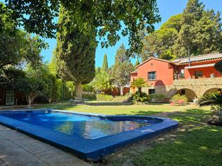 Chalet en El Pinar- Palacio de Congresos. Chalet en venta  urbanizacion el pinar, torremolinos