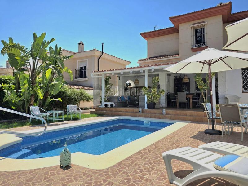 Foto 342c7185-ada0-4a24-9642-a24d7fadccbd. Chalet en calle de écija 14 acogedora vivienda unifamiliar en el saltillo El Pinillo . en Torremolinos