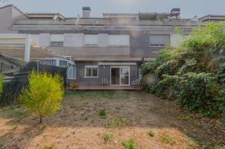 Planta baixa a Avenida costanazo (el) 16. Apartamento con jardín privado, garaje y piscina en  villamedian