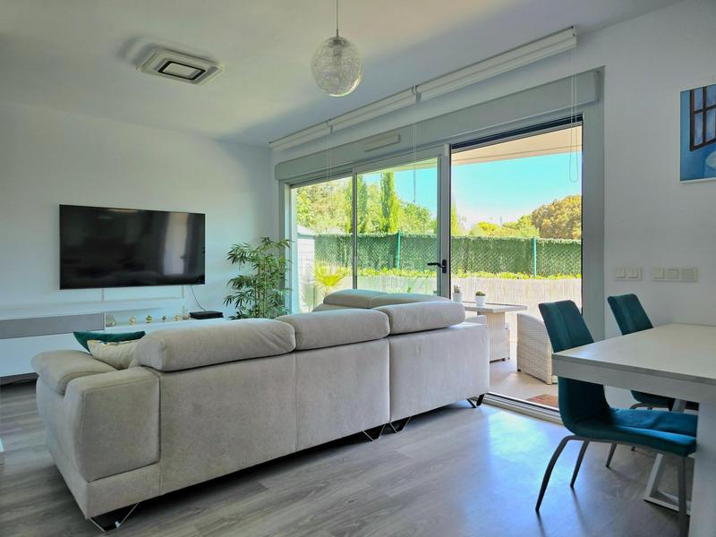 Foto e8aa470a-b9ea-4c0d-92e0-36ca07ff3e86. Piano terra in calle de aguilar 34 in El Pinillo Torremolinos