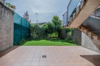 Casa adossada  Calle manuel iradier  18. Chalet adosado en pleno corazón de la rioja alavesa