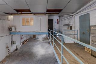 Bâtiment à usage industriel à Calle cadena varea 41. Nave preparada en varea